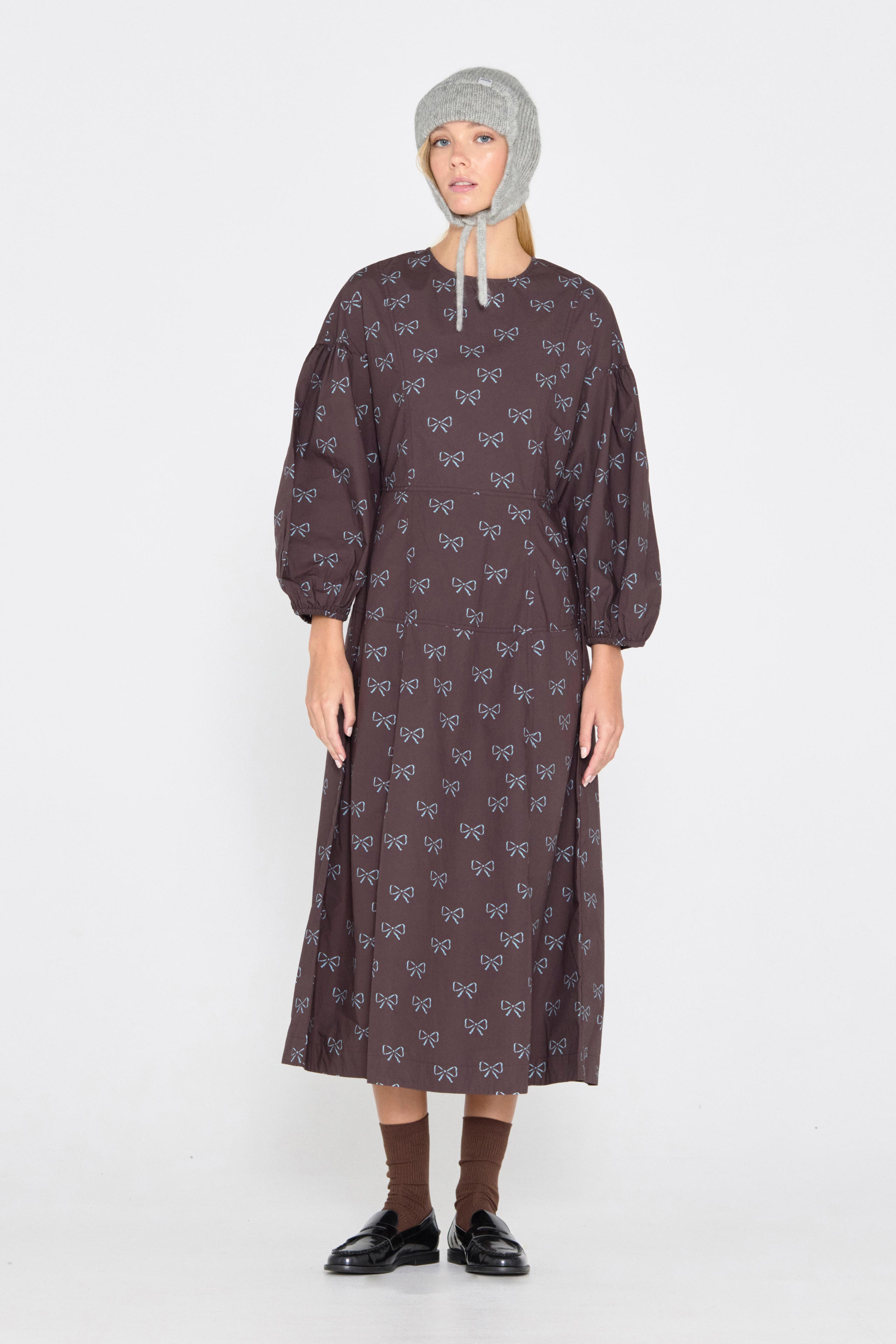 Voluminous sleeve bows dress charcoal