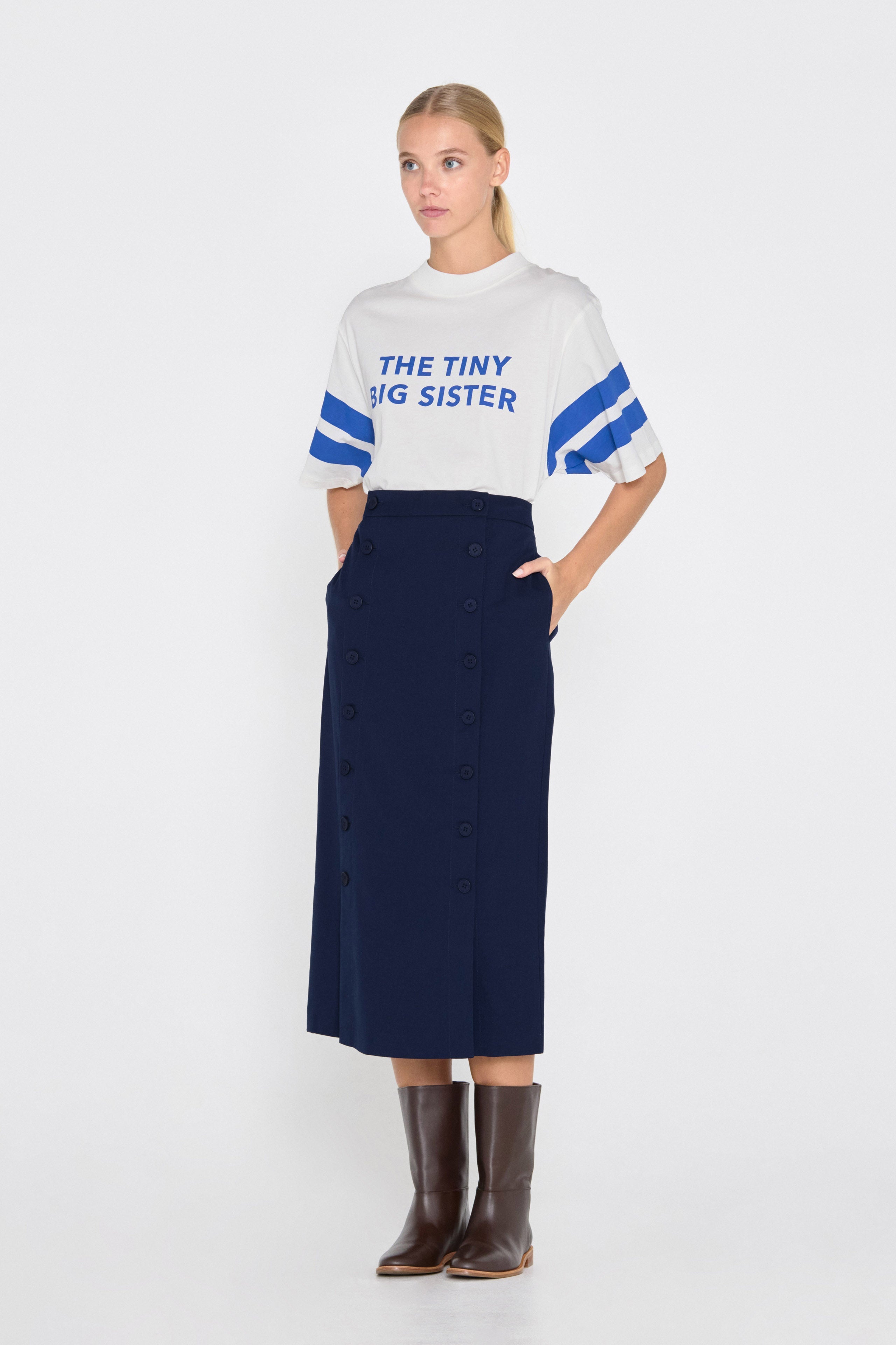 Buttoned skirt navy