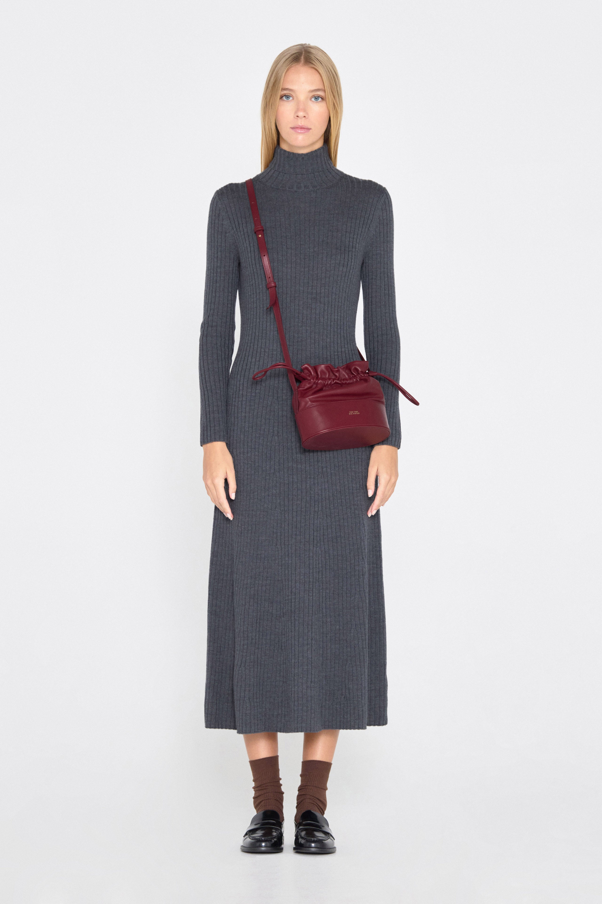 Vestido con cuello alto grey melange