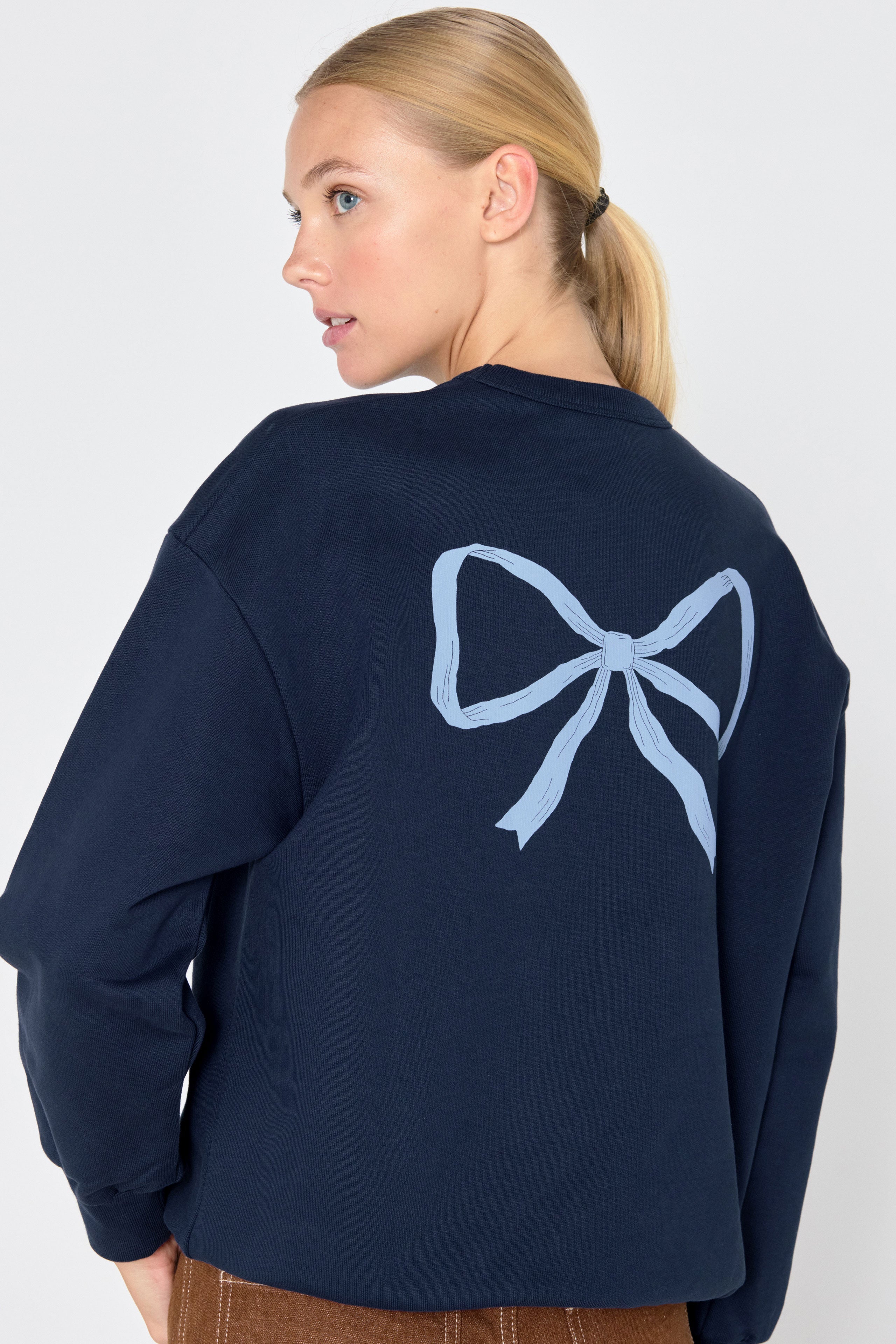 Bows sweatshirt navy