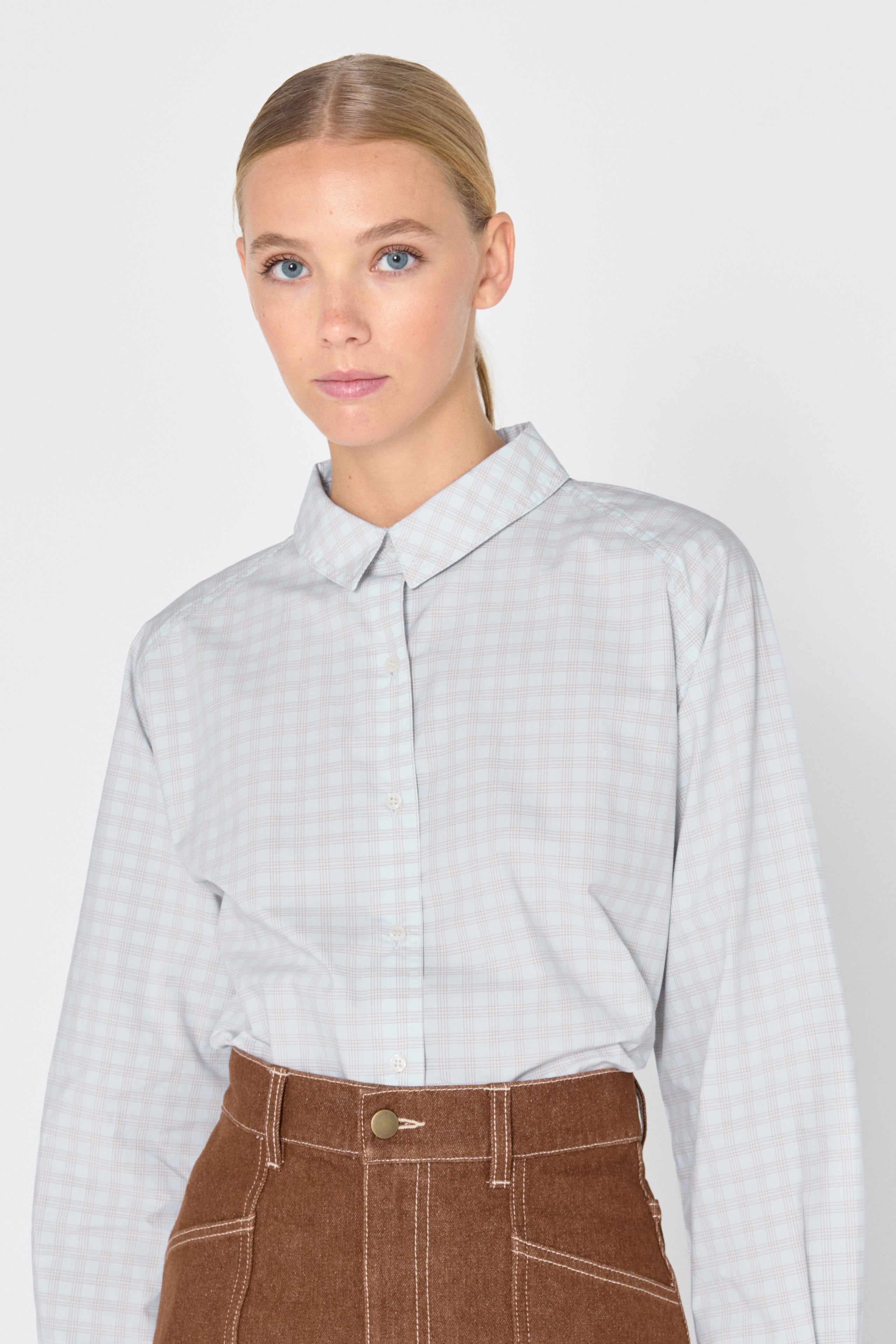 Raglan sleeve shirt pastel blue