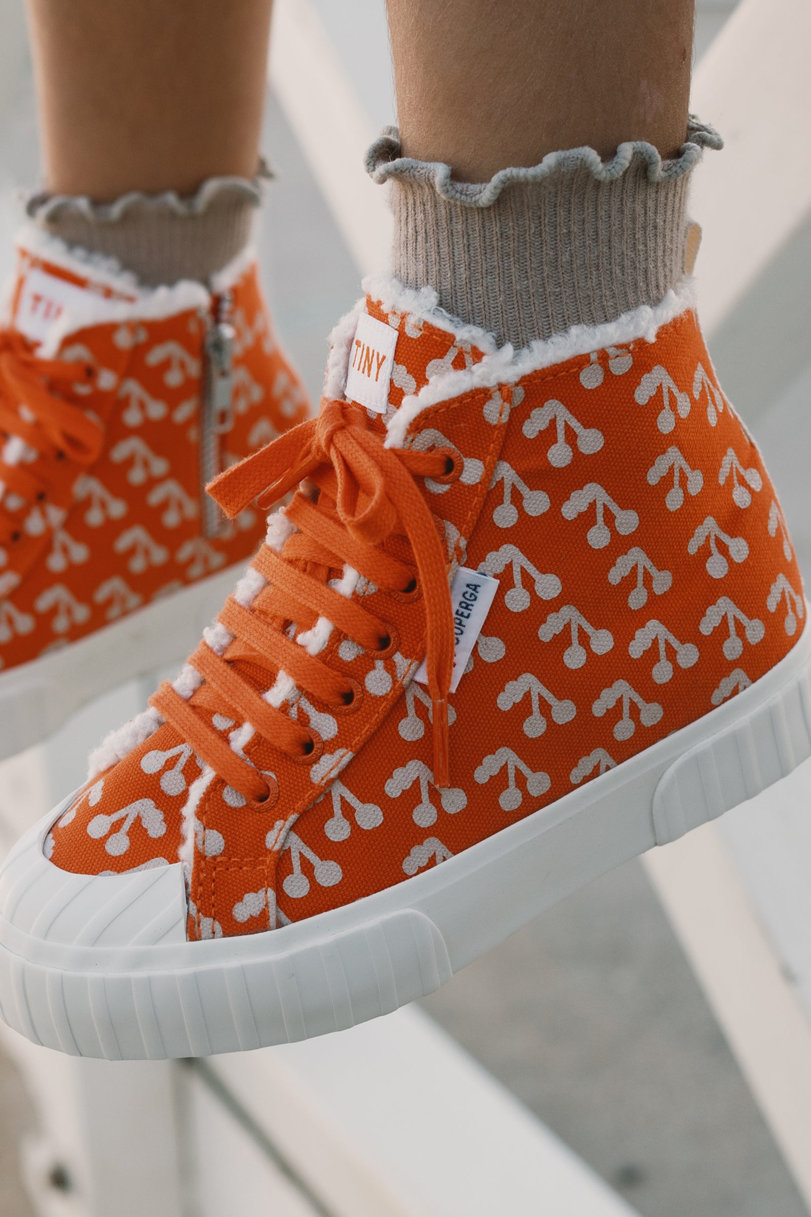 CHERRIES SNEAKERS summer red