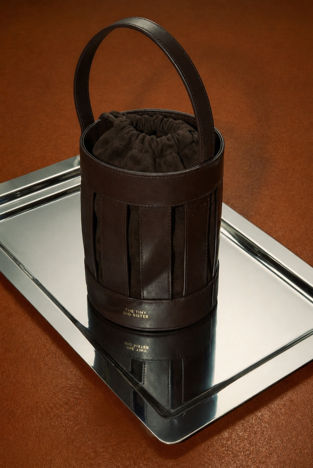 PALI LEATHER BUCKET BAG amber