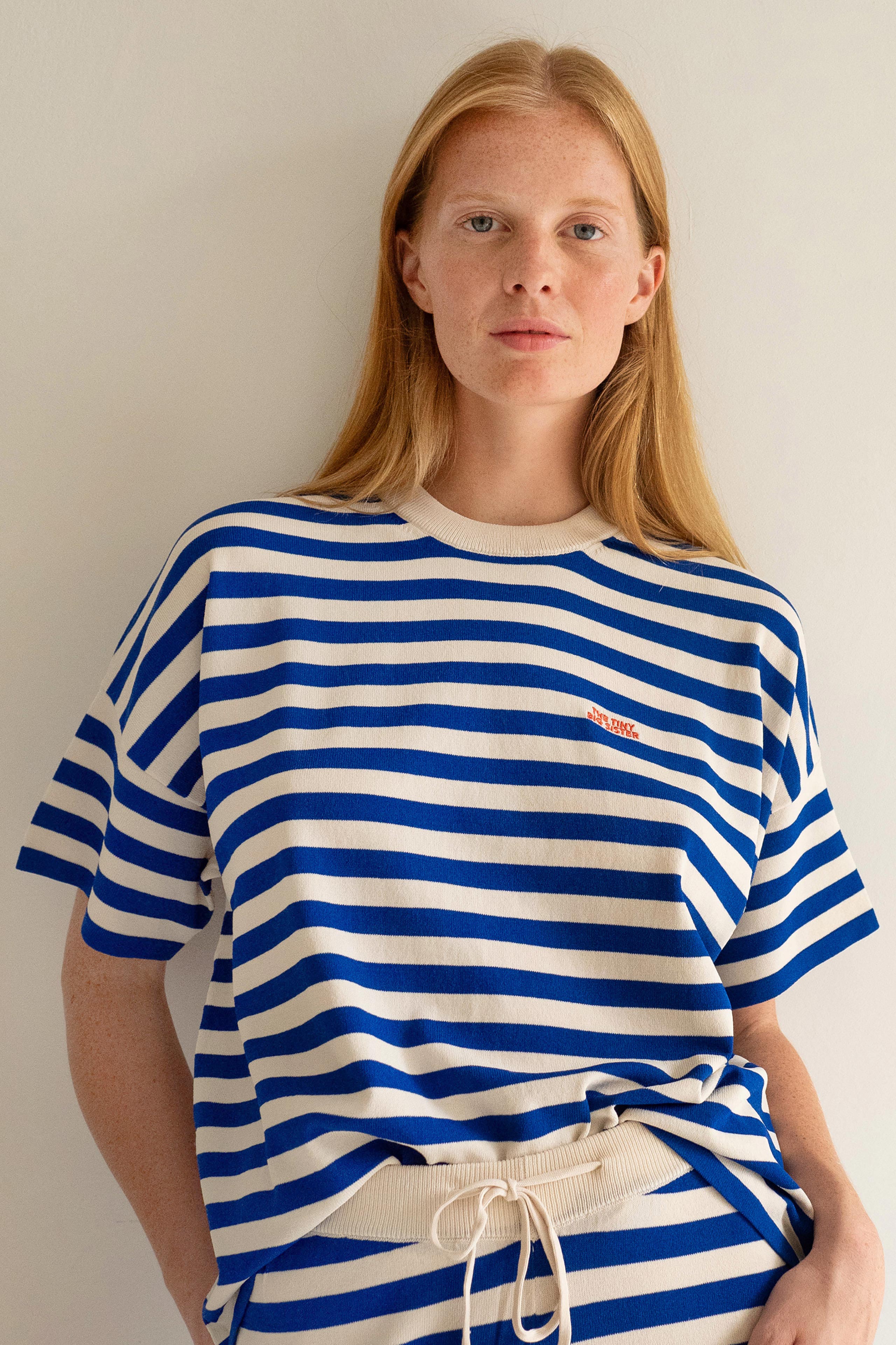 Striped knitted tee light cream/ultramarine
