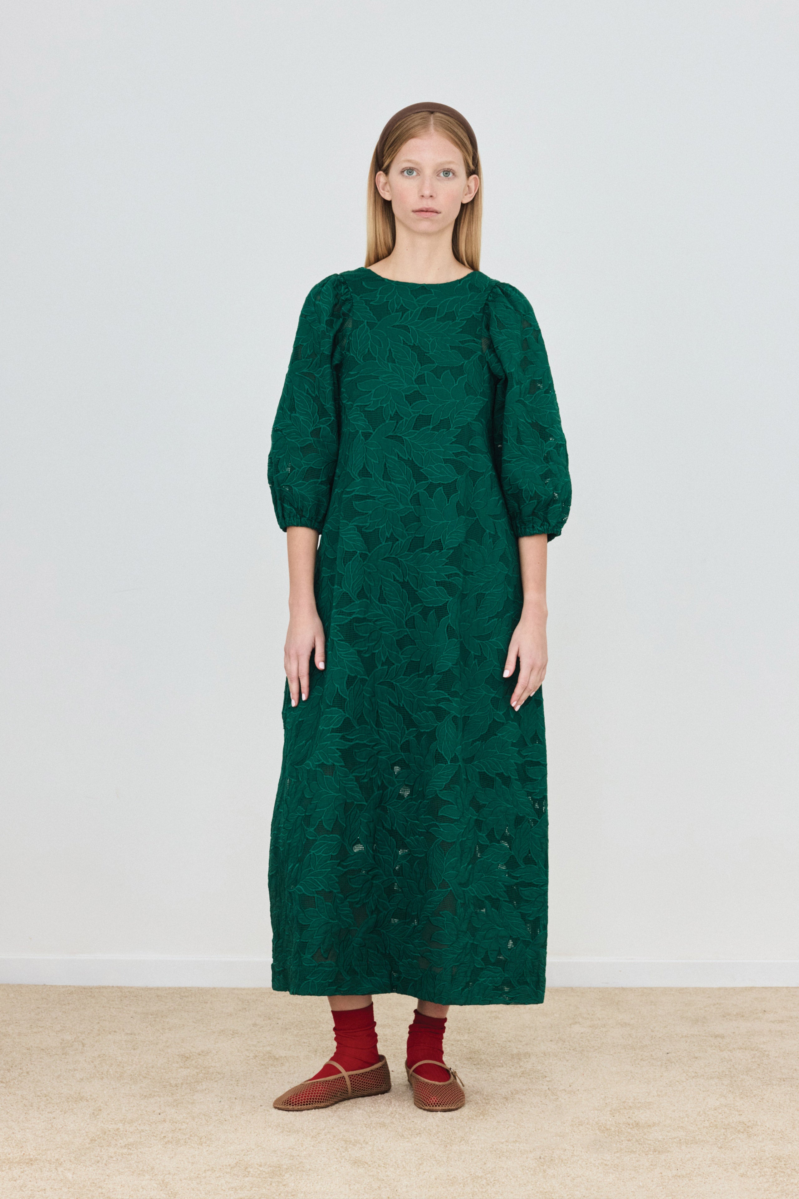 VESTIDO MIDI CON MANGA ABULLONADA DE GUIPUR dark green