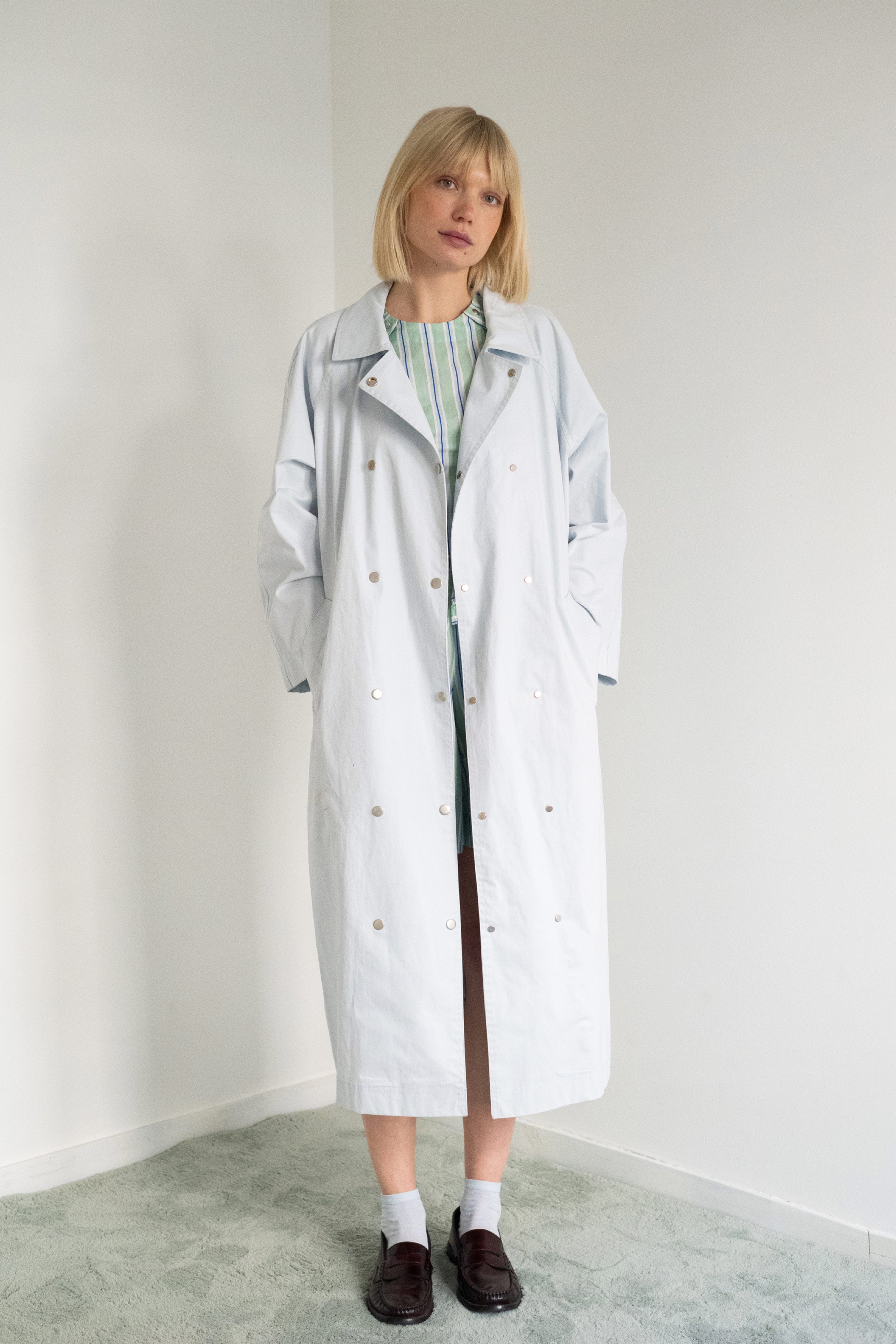 GABARDINA A RAYAS light blue