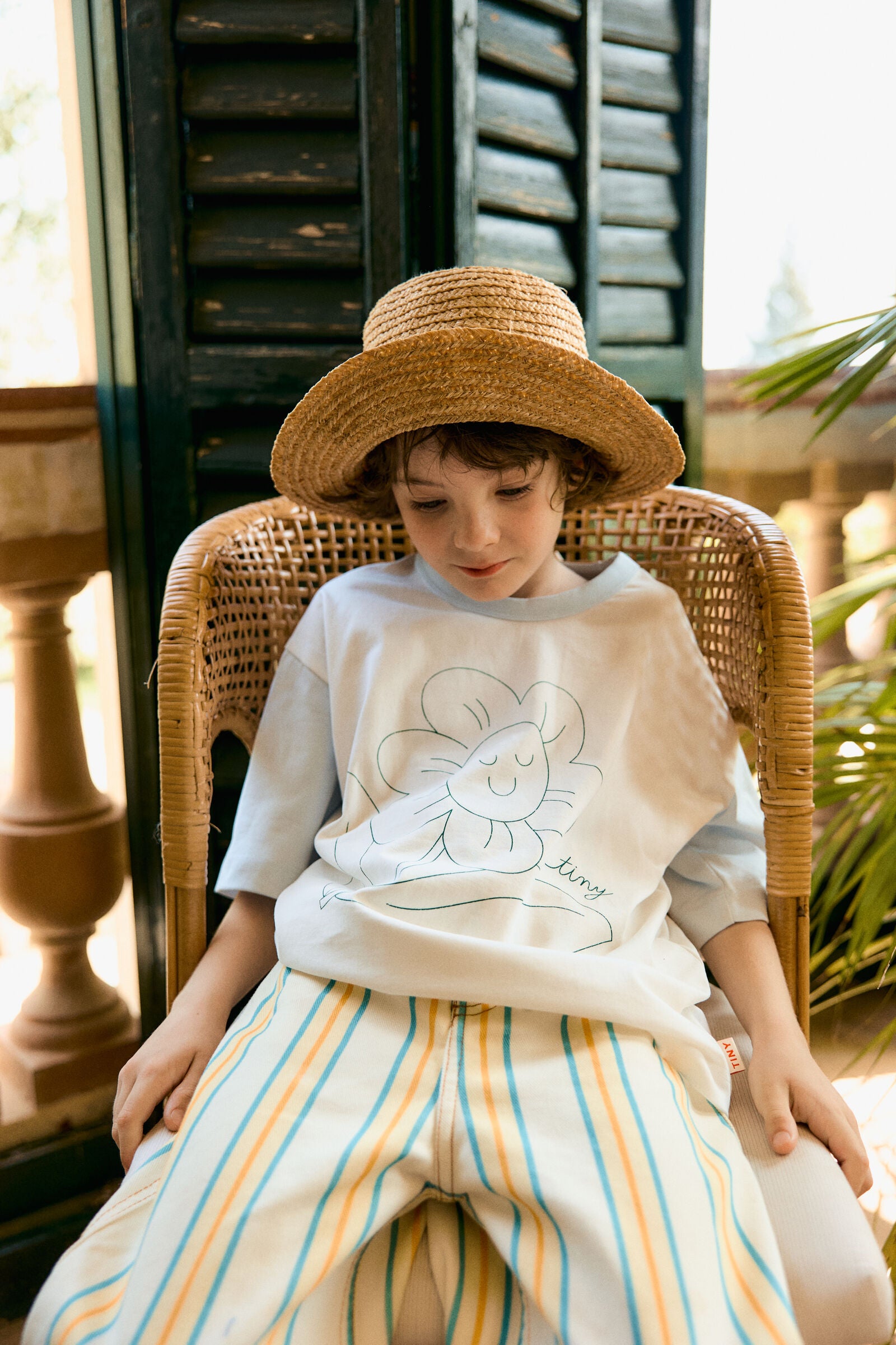 TINY FLOWER GRAPHIC TEE off-white