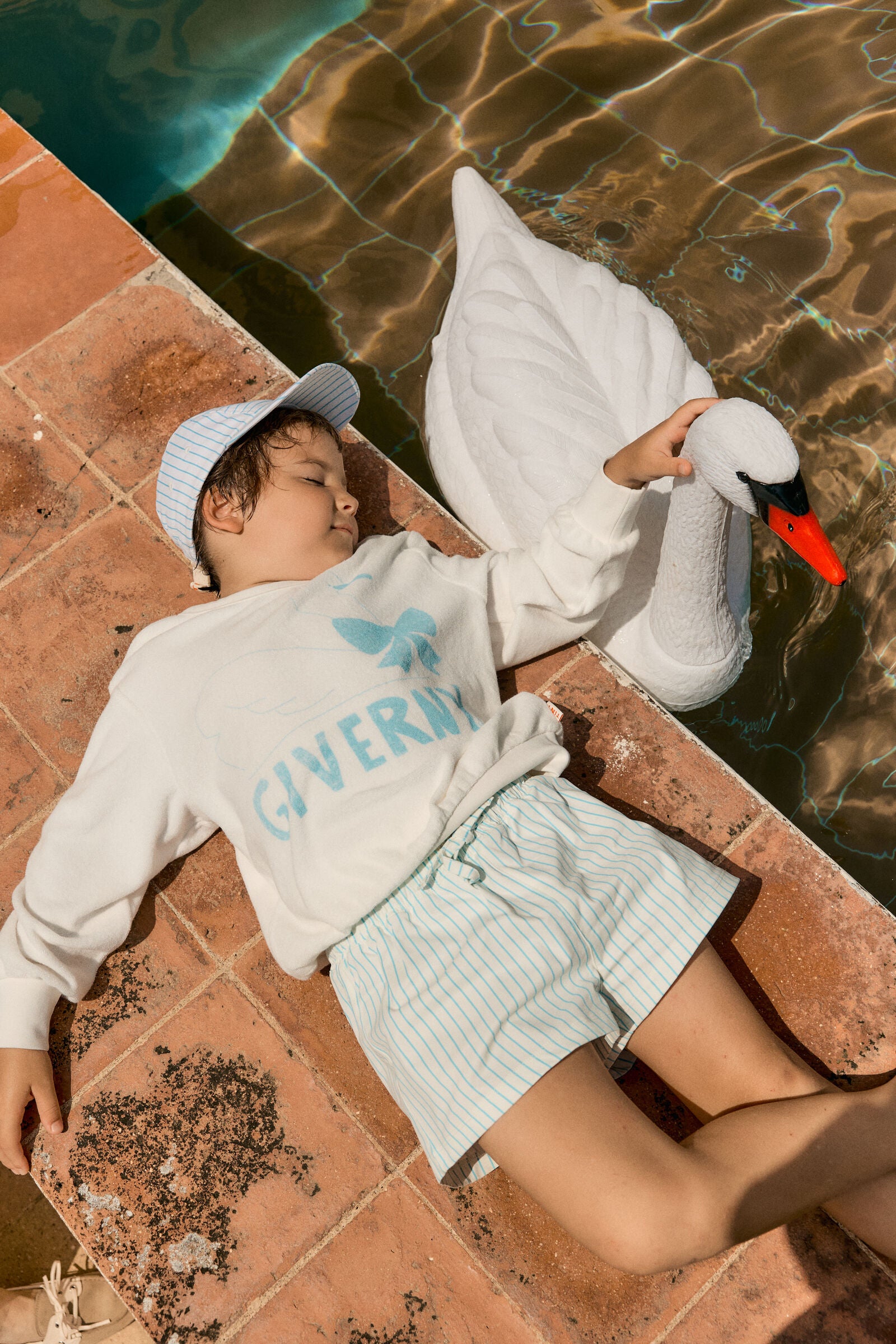 SWAN GRAPHIC SWEATSHIRT off-white