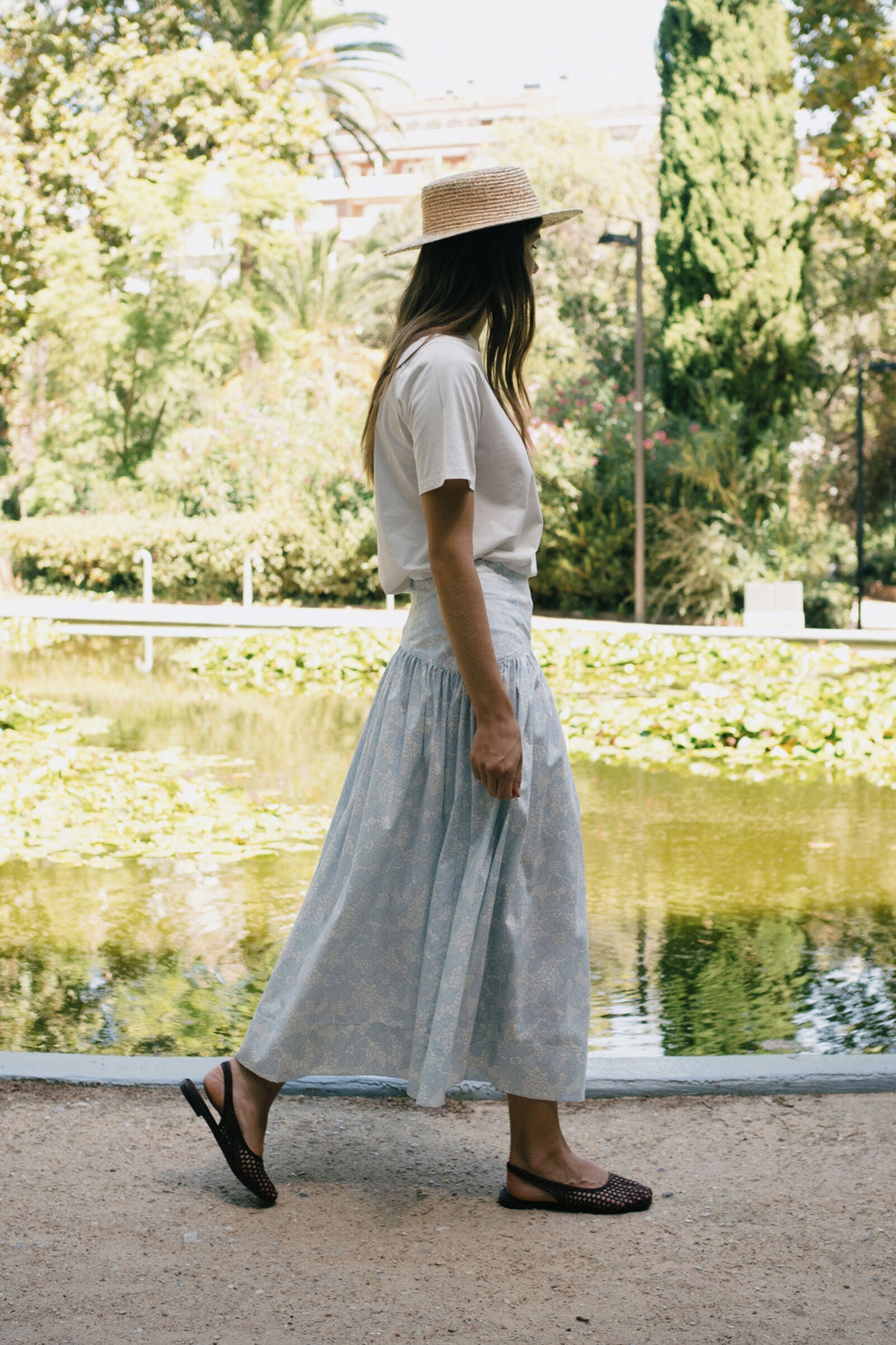 FLOWERS CUTLINES SKIRT off-white/pastel blue