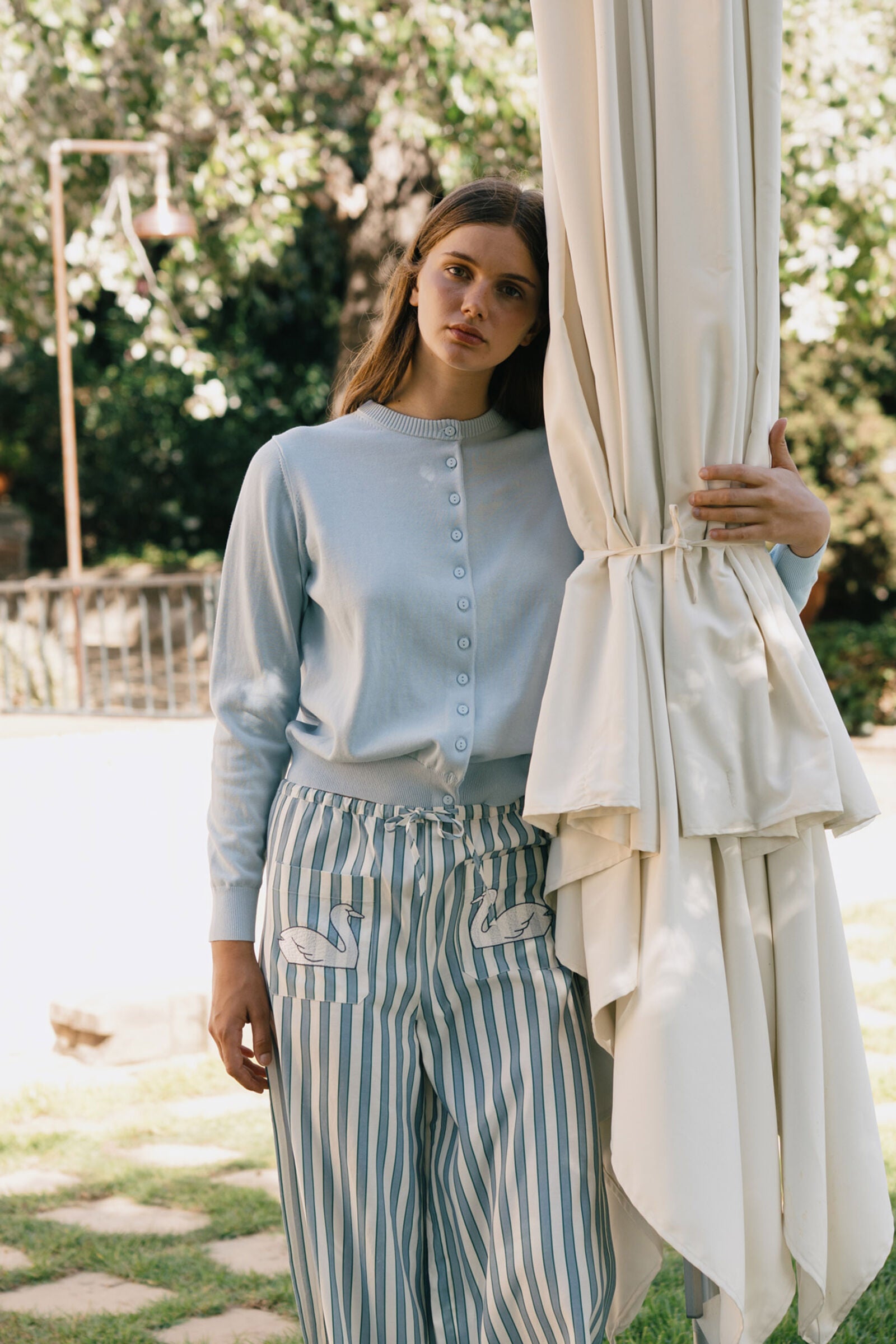 SWANS PANTS off-white/denim blue