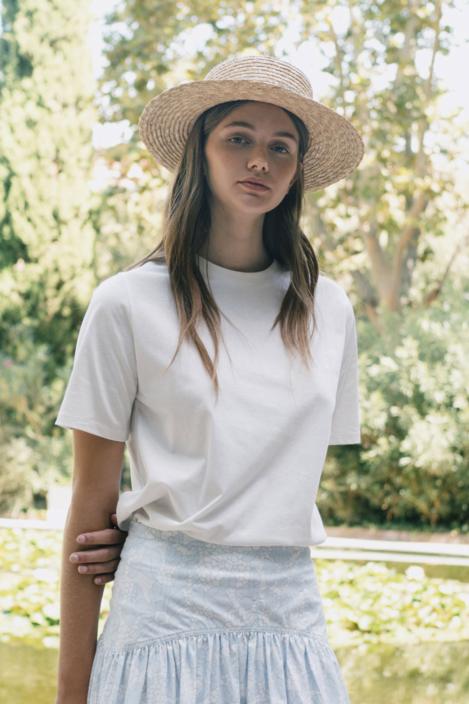 SISTER EMBROIDERY TEE off-white
